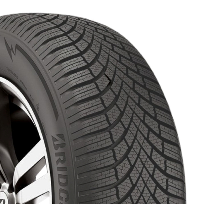BRIDGESTONE BLIZZAK LM005 255/45R20