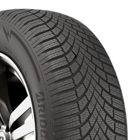 BRIDGESTONE BLIZZAK LM005 255/45R20