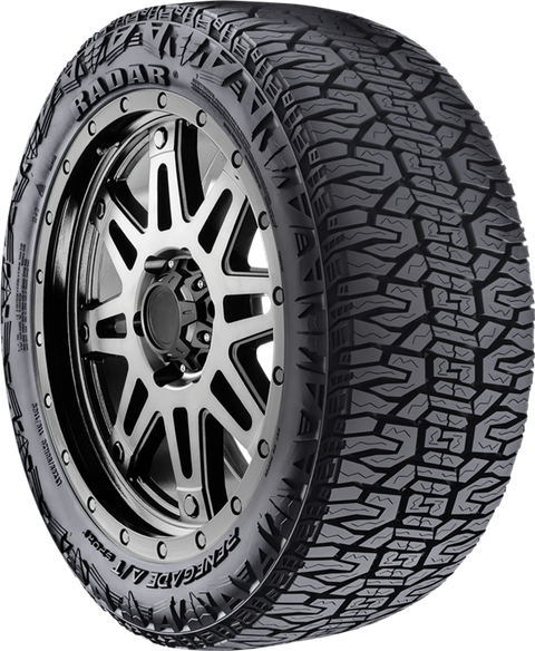 Radar Renegade AT Sport 235/75R15