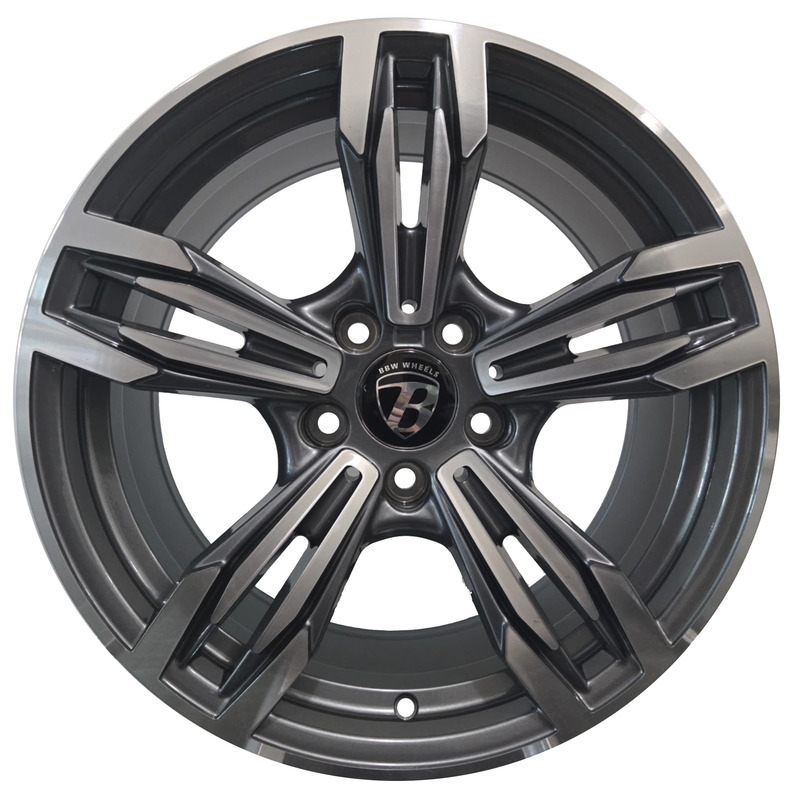 SN814 17" × 8" · CB 67.1 mm